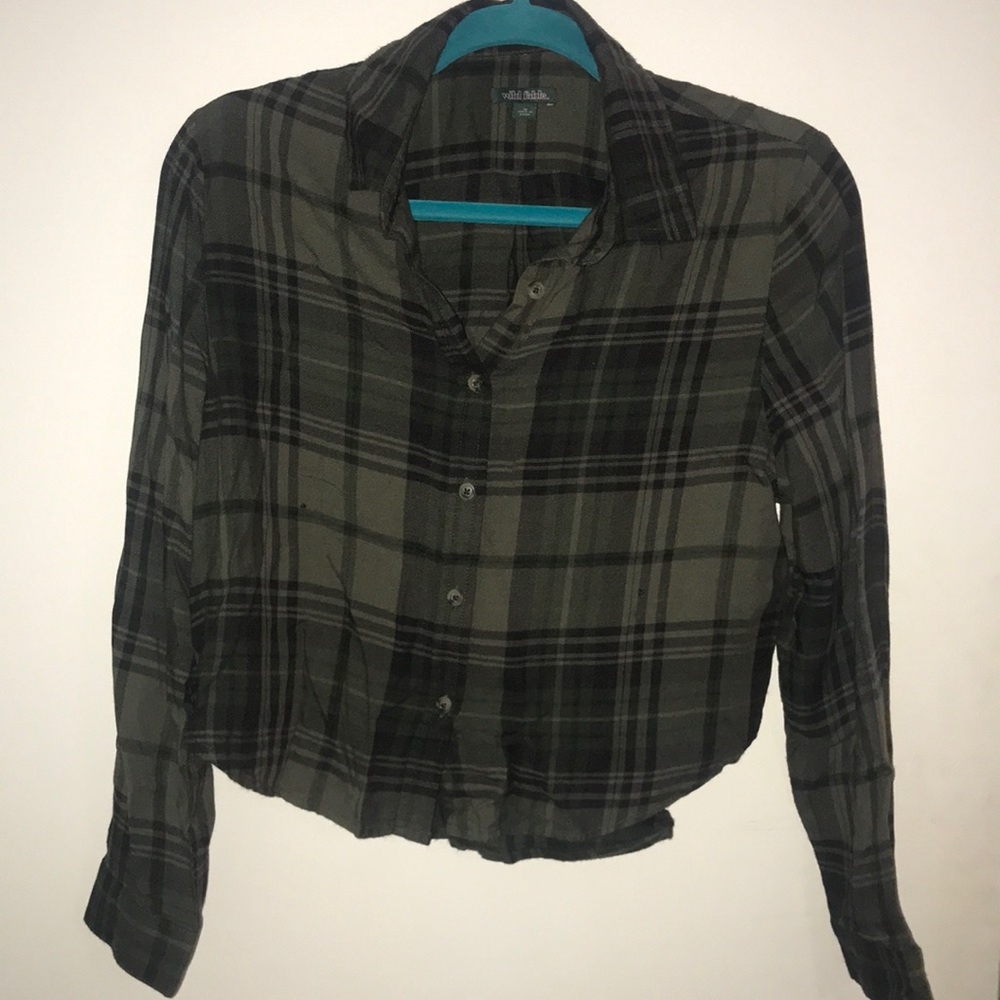 Wild fable size M green/black cropped plaid top
